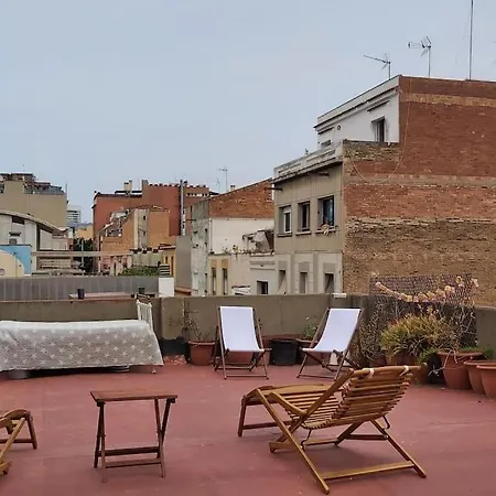Privatunterkunft Small In Sants With Huge Terrace