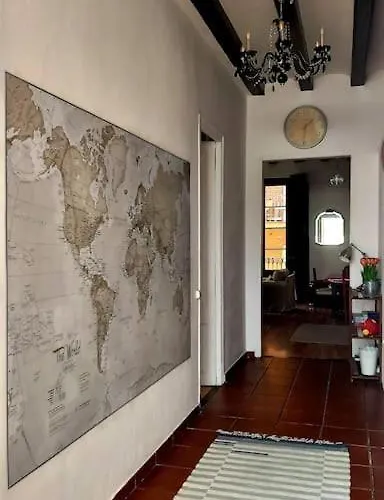 Small In Sants With Huge Terrace برشلونة