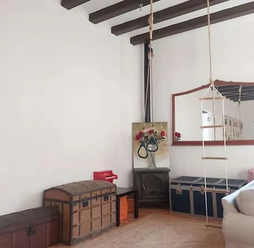 Small In Sants With Huge Terrace منزل للإقامة *