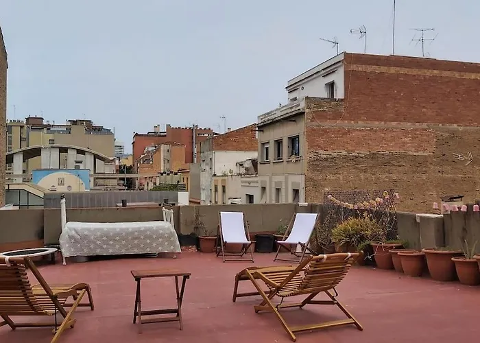 منزل للإقامة Small In Sants With Huge Terrace