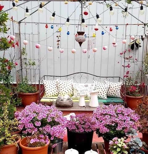 Small In Sants With Huge Terrace * برشلونة