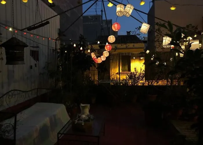 Small In Sants With Huge Terrace منزل للإقامة *