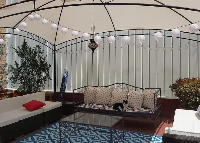 Small In Sants With Huge Terrace * برشلونة