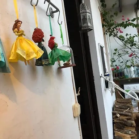 Homestay Small In Sants With Huge Terrace *